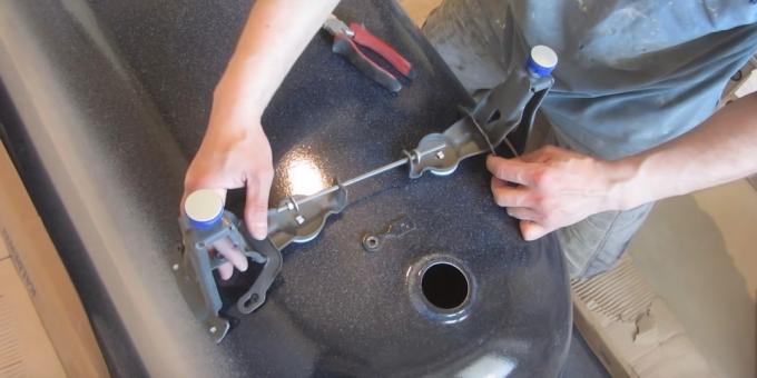 Instalarea baie: cum se montează picioarele de baie din oțel