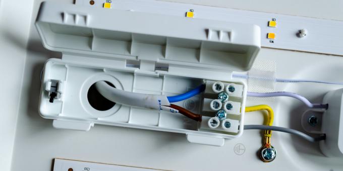 capăt fixat de un cablu electric: Yeelight inteligent pătrat cu LED-uri de lumină Ceiling