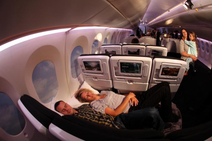 Primele 10 companii aeriene din lume: de economii și confort