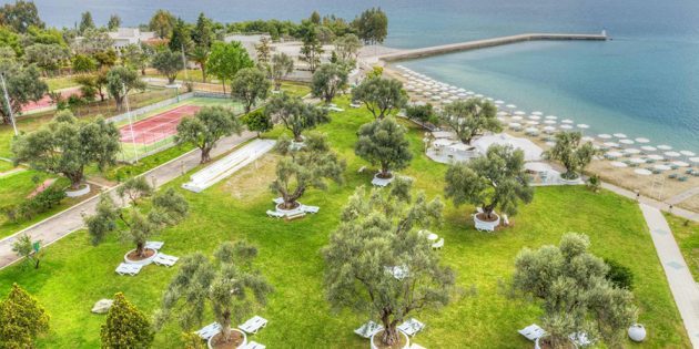 Hoteluri pentru familii cu copii: Bomo Palmariva Beach 4 *, Evia, Grecia