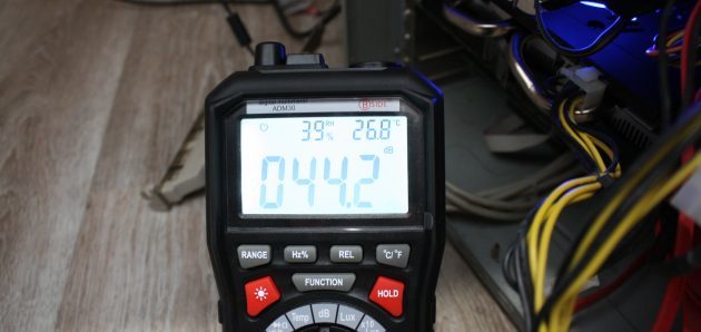 Multimetru ADM 30: măsurarea zgomotului