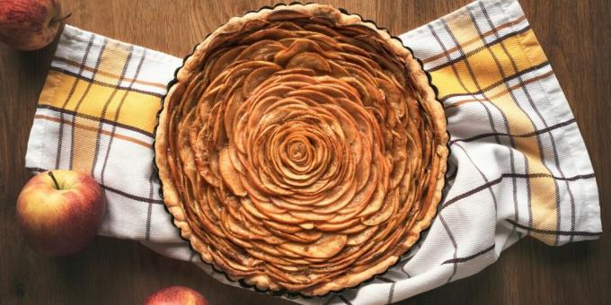 Deschideți plăcinta cu mere din foietaj