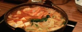 REȚETE: chankonabe Restaurant - supă, care se hrănesc cu sumoists