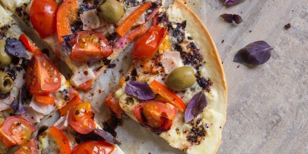 Tortilla pizza: fel de mâncare gata preparat