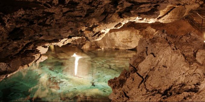 Cele mai frumoase locuri din Rusia: peștera Kungur