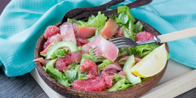 Salata de peste rosu cu grapefruit
