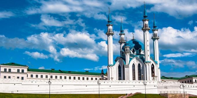 În cazul în care pentru a merge pentru mai: O vedere la Kazan Kremlin