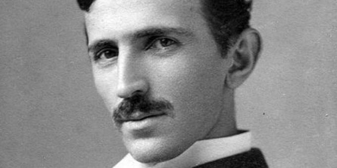 Nikola Tesla ca un om tânăr