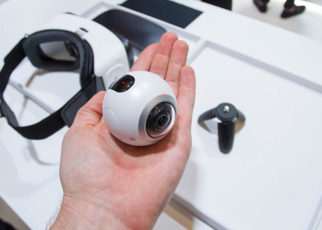 VR-gadget-uri: Samsung Gear 360