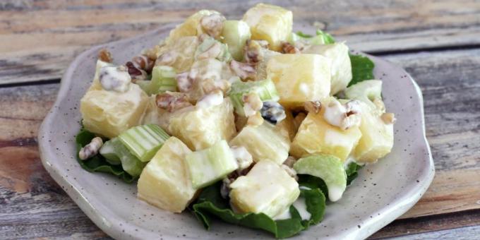 Salata cu telina, ananas și nuci
