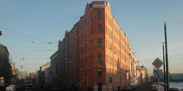 locuri neobișnuite de la Saint-Petersburg