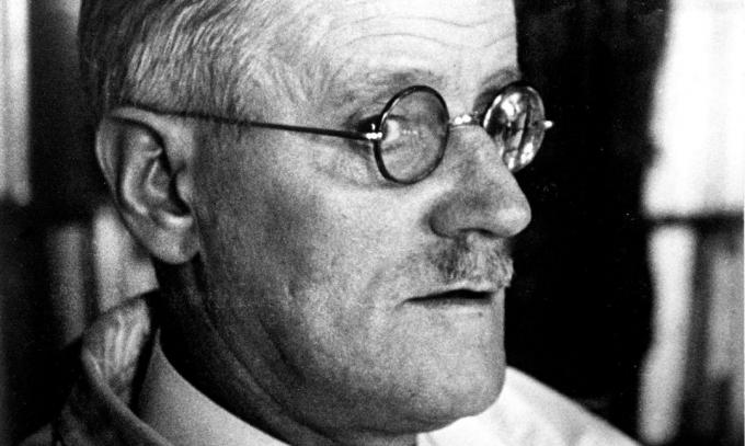 James Joyce, scriitorul irlandez și poet