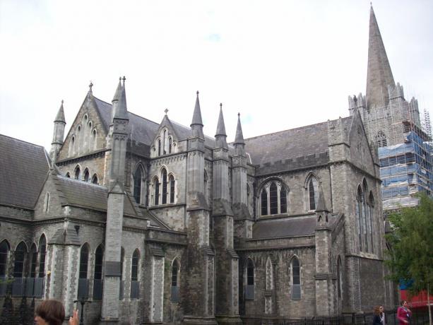 Cel mai mare din Irlanda Catedrala