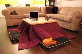Încălzește în japoneză cu kotatsu tabel cald