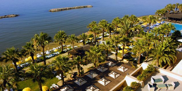 Hoteluri pentru familii cu copii: Hotel Palm Beach 4 *, Larnaca, Cipru