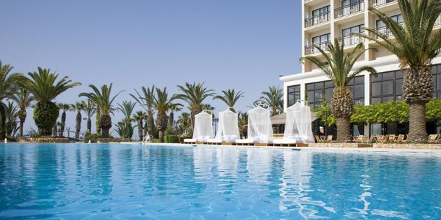 Hoteluri pentru familii cu copii: Sandy Beach 4 *, Larnaca, Cipru