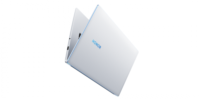 Huawei a introdus notebook ultra-subțire Honor MagicBook c încărcare prin USB-C