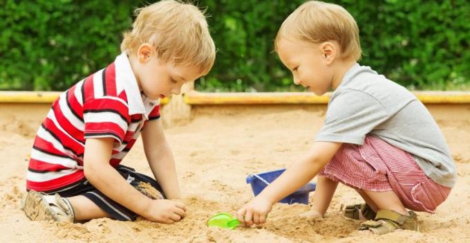 comunicarea cu copilul dumneavoastră: terapie cu nisip