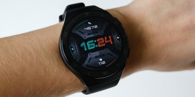 Huawei Watch GT 2e la îndemână