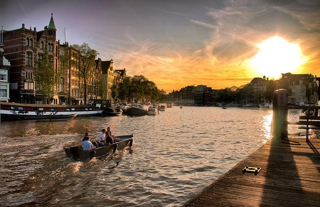 Apus de soare în Amsterdam