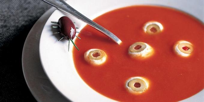 Feluri de mâncare pentru Halloween: supa de rosii cu ochii