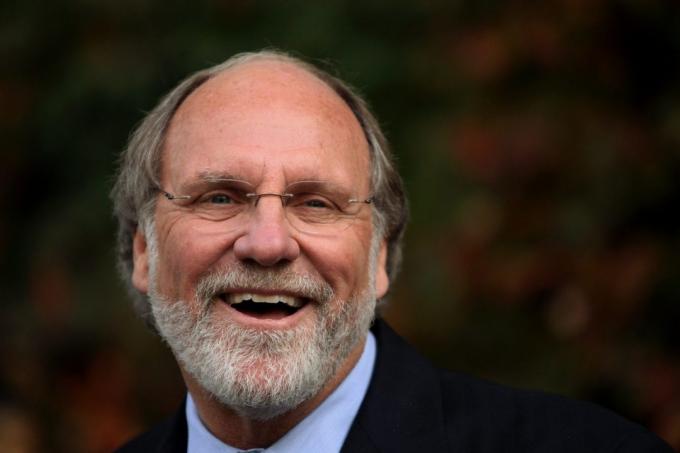 Jon Corzine (Jon Corzine), fostul sef al Goldman Sachs si MF Global