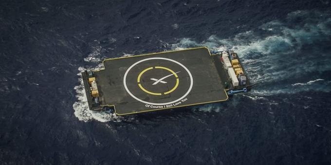 platformă plutitoare SpaceX