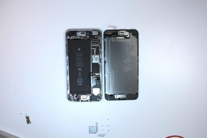 iPhone 6 Plus fără capac
