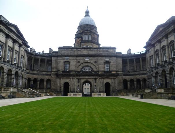 Universitatea din Edinburgh