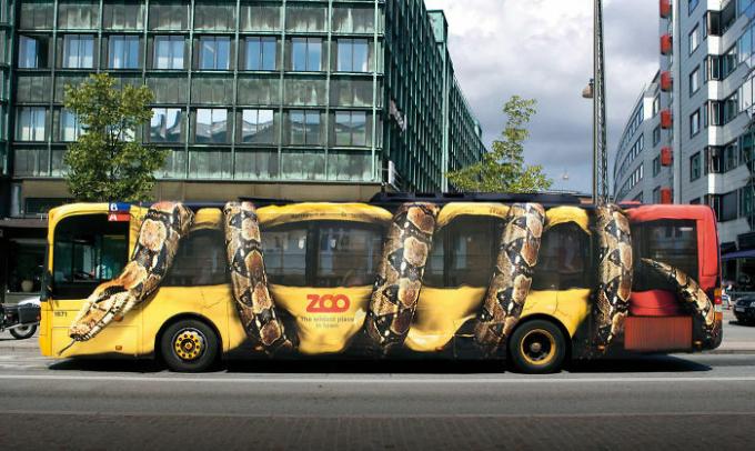 publicitate pe autobuze