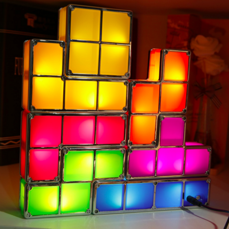 veioza Tetris