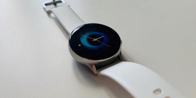 Samsung Galaxy Active Watch: display