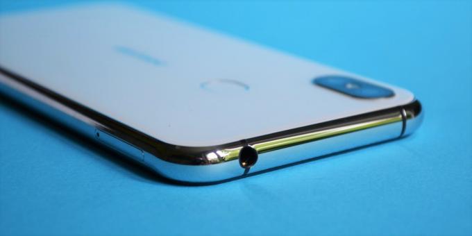 Smartphone Prezentare generală Ulefone X: Mufă de 3,5 mm