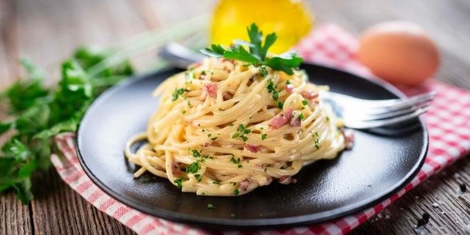 Paste carbonara clasice