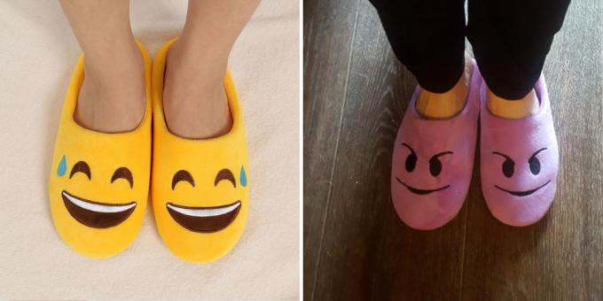 Papuci de casă cu emoji