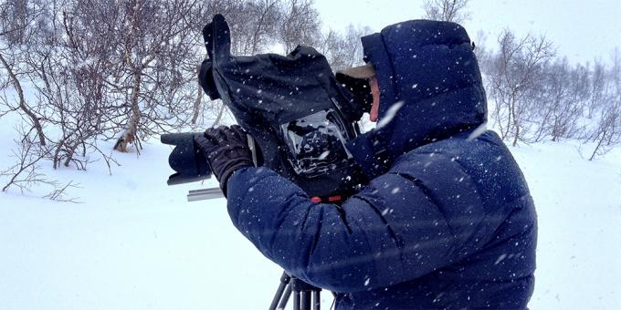Instantanee de iarnă: Protejați camera foto de zăpadă