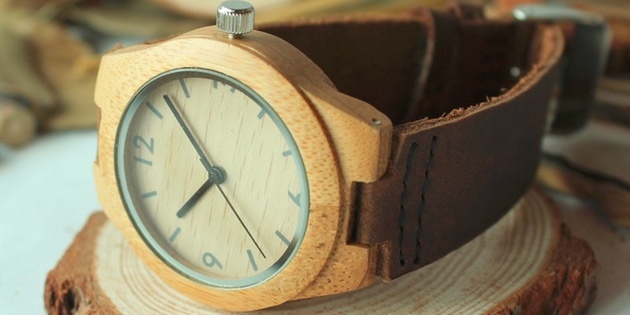 ceas din lemn
