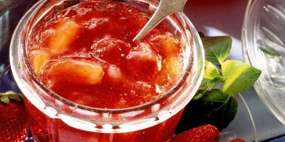 gem de căpșuni: gem de căpșuni și caise