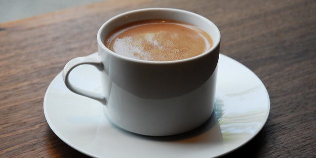 ce să adăugați în cafea: pudră de cacao