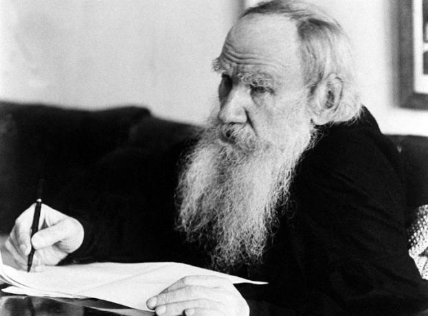 Lev Tolstoi, scriitor rus și gânditor